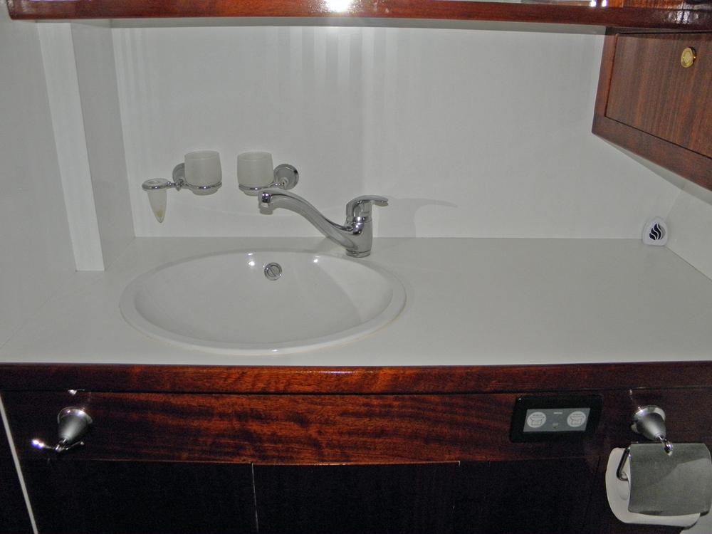 Vorschiff, Innenausstattung